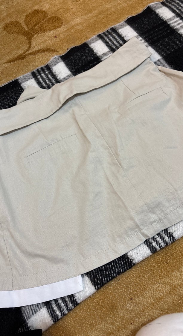 Düğmeli Bej Keten Mini Etek - Görsel 4