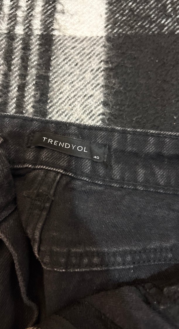 Düğmeli Siyah Denim Mini Etek - Görsel 3