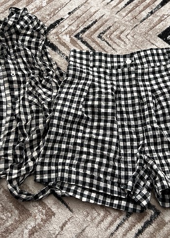 Zara Kadın Gri Kareli Kemerli Mini Tulum