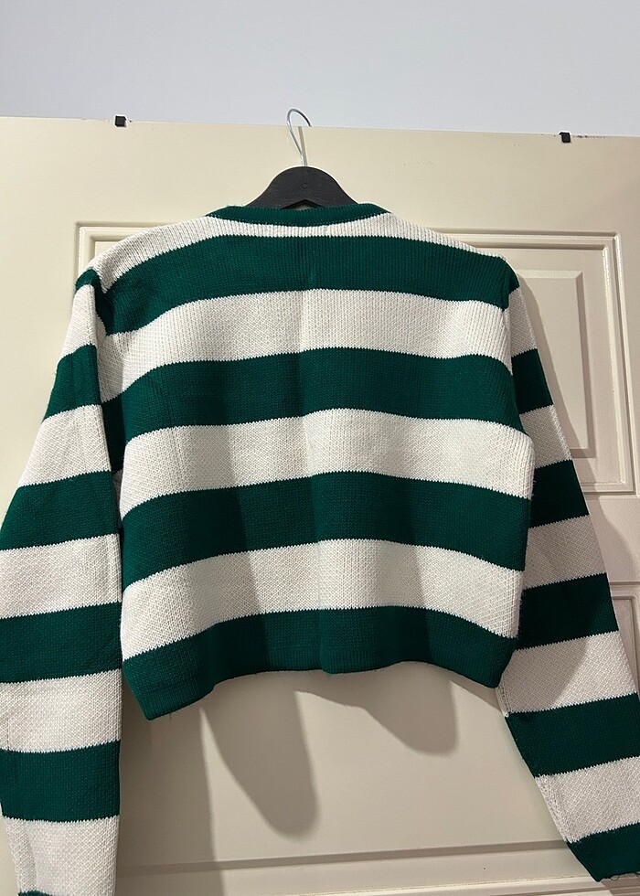 Çizgili triko hırka - Görsel 3