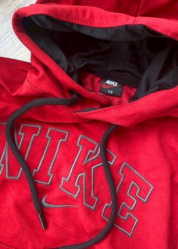 Kırmızı Kapüşonlu Kız-Erkek Çocuk Sweatshirt - Görsel 2