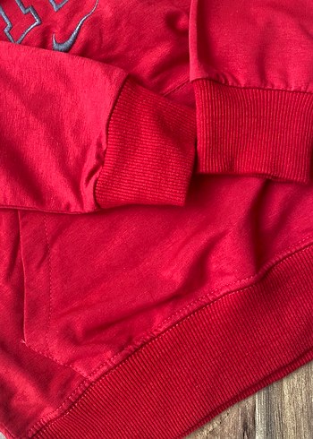 Kırmızı Kapüşonlu Kız-Erkek Çocuk Sweatshirt - Görsel 3