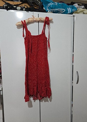 LC Waikiki Lcw kırmızı puantiyeli kollari kurdeleli elbise