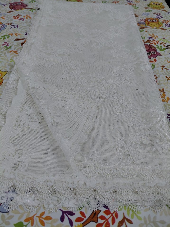 Nakışlı Beyaz Masa Örtüsü - Görsel 4
