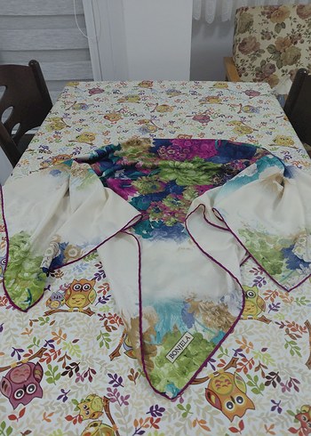 Çok Renkli baş örtüsü - Görsel 2