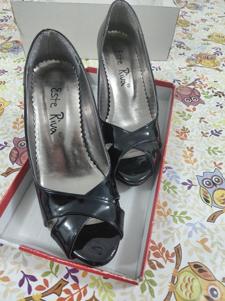 Parlak Siyah Bantlı Kadın Stiletto - Görsel 2