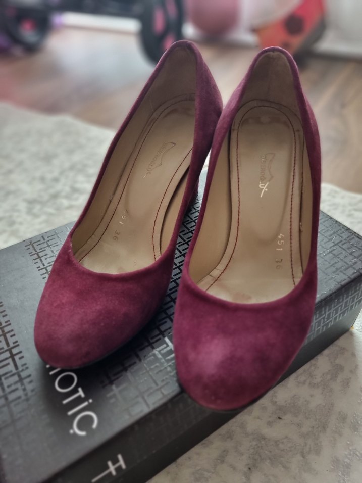 Bordo Süet Stiletto Topuklu Kadın Ayakkabı - Görsel 3