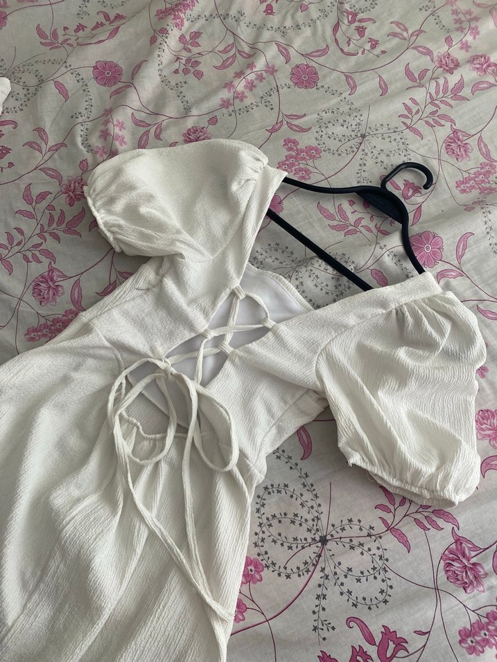 Beyaz V Yaka Keten Uzun Elbise - Görsel 3