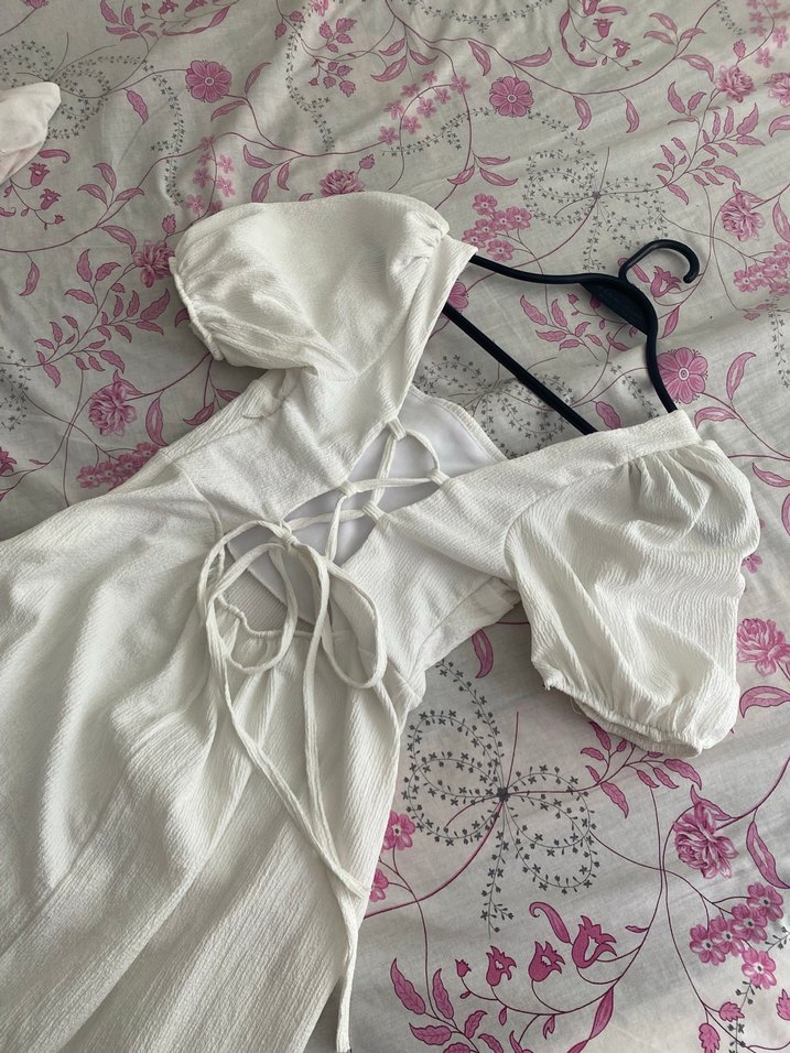 Beyaz V Yaka Keten Uzun Elbise - Görsel 2