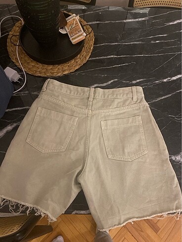 38 Beden haki Renk Zara kadın jean şort
