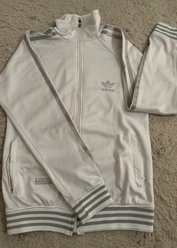 Adidas Beyaz Gri Fermuarlı Kadın Eşofman Üstü