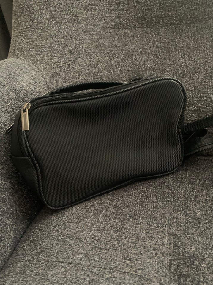 Siyah Deri Fermuarlı Kadın Çantası - Görsel 3