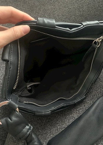 Siyah Deri Tokalı Kadın El Çantası - Görsel 3