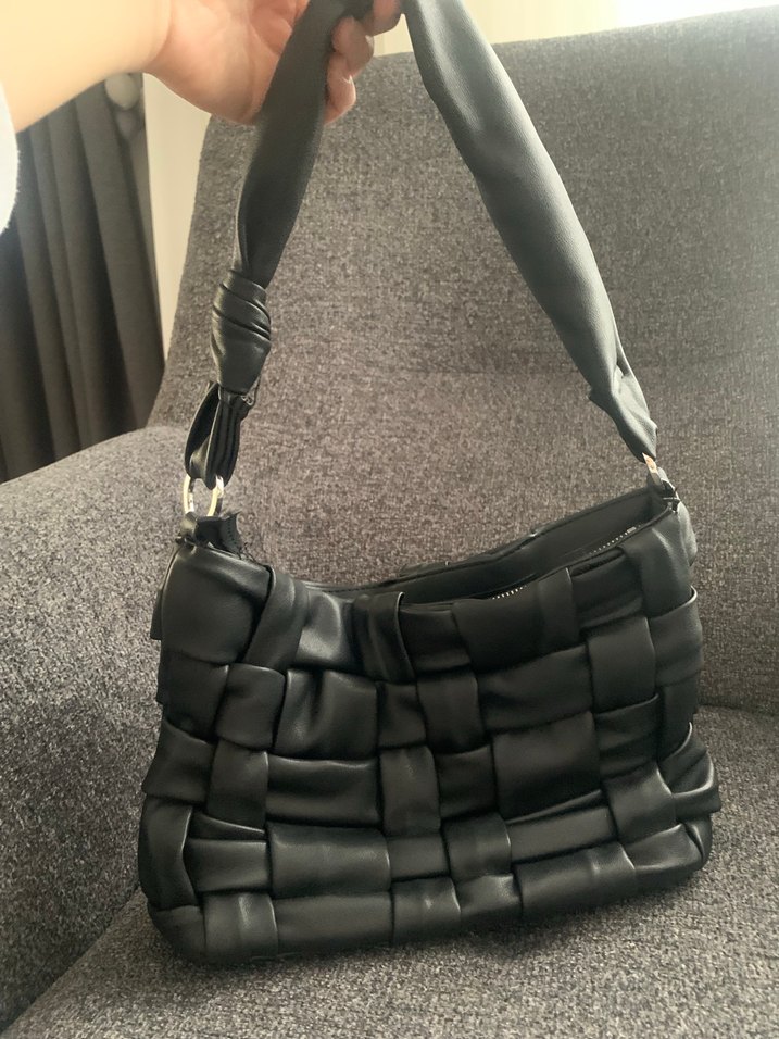 Siyah Deri Tokalı Kadın El Çantası - Görsel 2