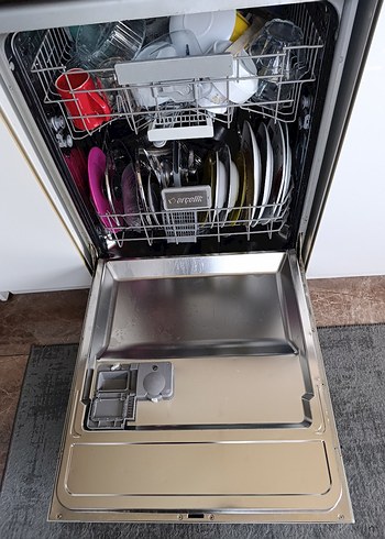 Arçelik Siyah Bulaşık Makinesi - Görsel 3