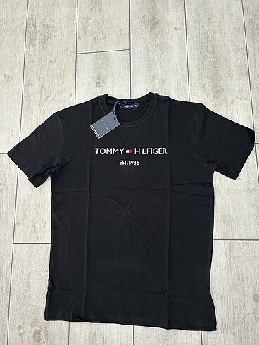 Tommy Hilfiger Erkek T-Shirt