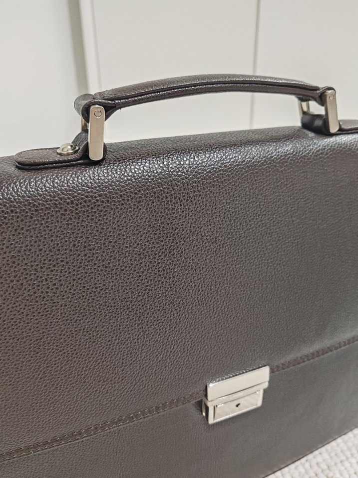 Klasik Tasarımlı Kahverengi Erkek Evrak Çantası - Görsel 4