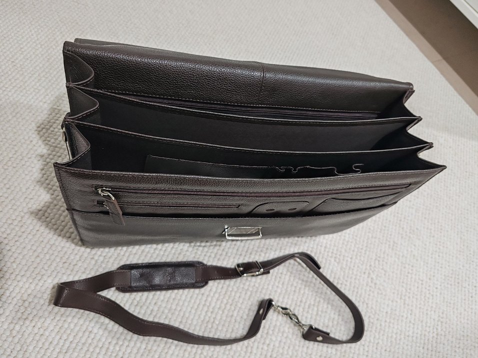 Klasik Tasarımlı Kahverengi Erkek Evrak Çantası - Görsel 5