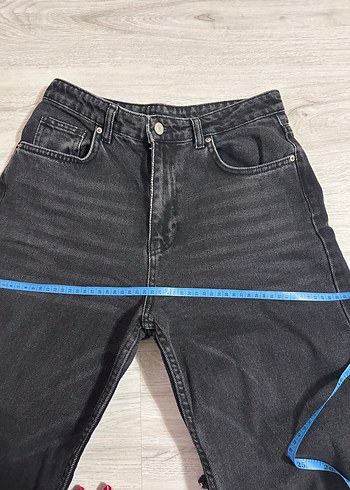 36 Beden Yırtık Detaylı Kadın Jean