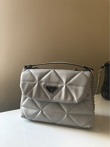Prada Prada askılı çanta