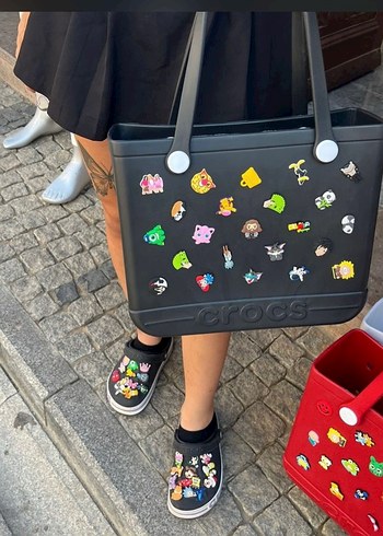 Siyah Baskılı Crocs Plaj Çantası