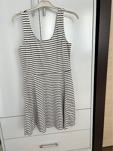 H&M ÇİZGİLİ ELBİSE