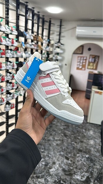 Adidas Orjinal spor ayakkabı