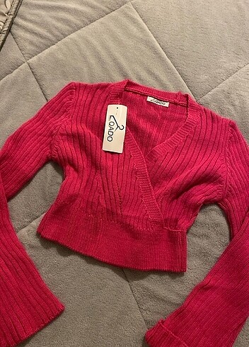 Bershka Triko crop kazak /pembe kazak