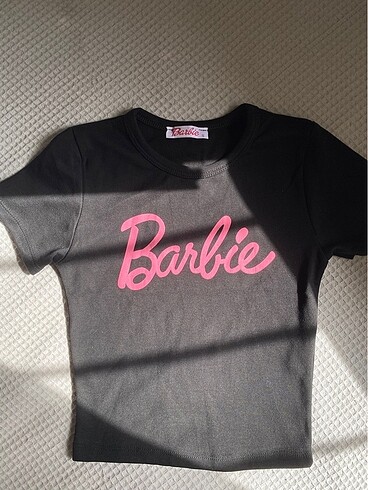 s Beden Barbie crop
