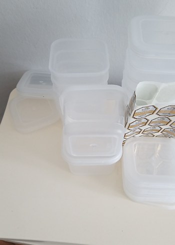 Beden Beyaz Plastik Saklama Kabı Seti