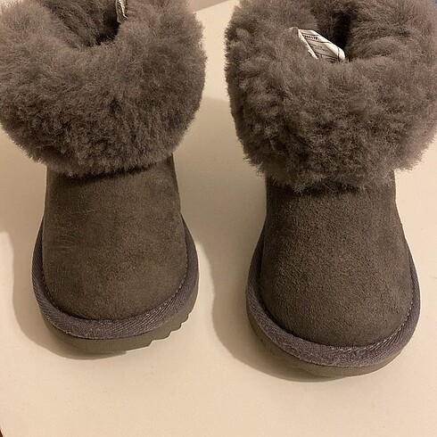 23 Beden Ugg bebek botu