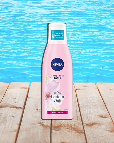 Nivea Yatıştırıcı Tonik Saf Su Badem Yağı Kuru Ciltler