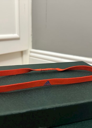 Yeşil ve Kırmızı Adidas Saç Bandı - Görsel 2