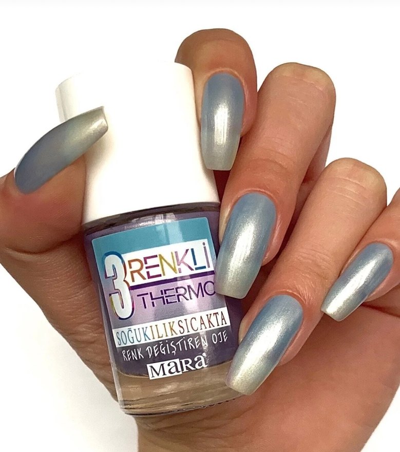 Bej ve Gri Parıltılı Tırnak Süsü - Görsel 3