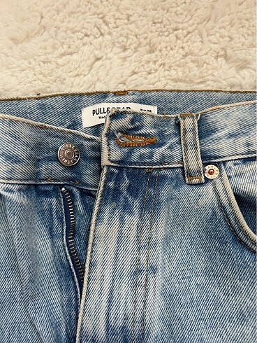 Pull and Bear Pull and bear mom jean