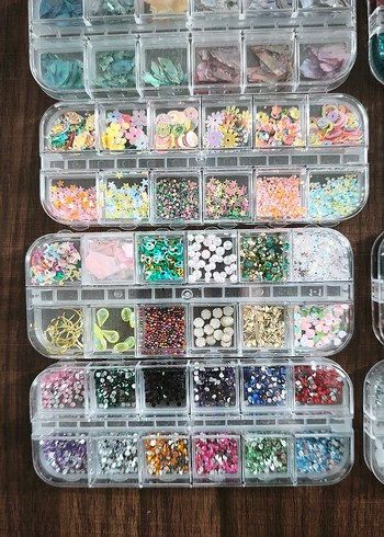 Renkli Tırnak Süslemeleri Seti - Görsel 2