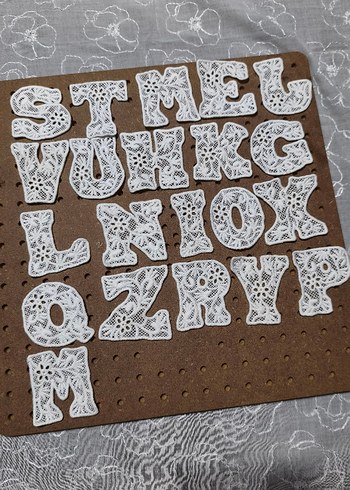 Dantel İşlemeli Bohem Alfabe Harfleri - Görsel 3