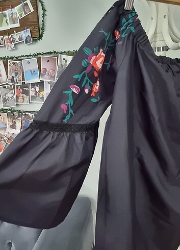 Zara Güzel bir blüzsün