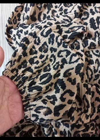 Diğer Bohem Leopar Desenli Elbise 1 defa yıkanmıştır