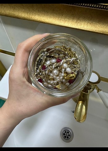 Accessorize 17 parça ikinci el takı kavanozu
