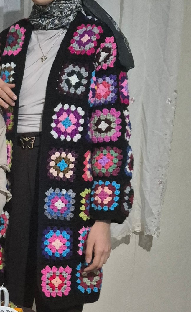 Renkli motifli Örgü Kadın Hırka - Görsel 2