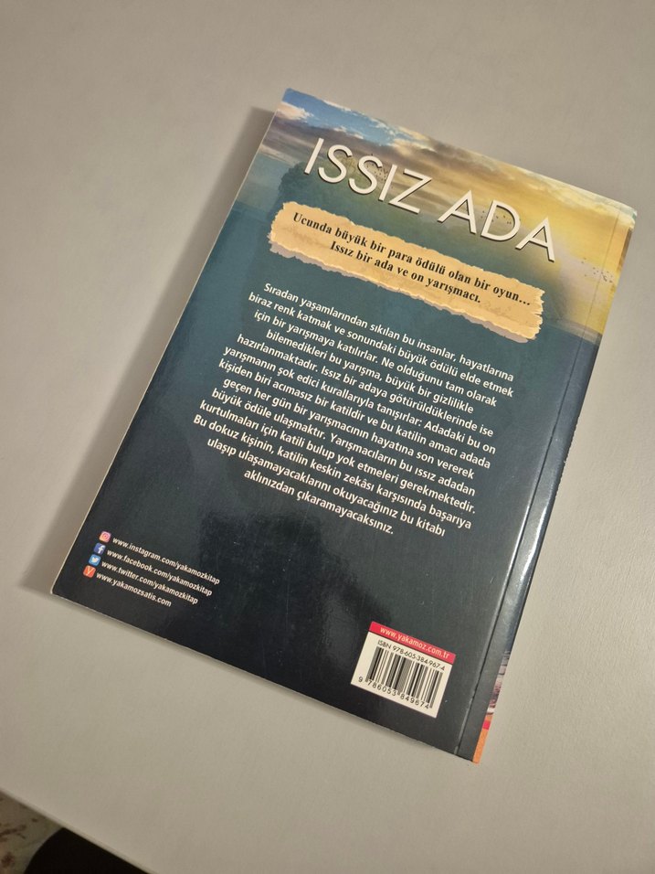 Issız Ada - Oyun Başlıyor Romanı - Görsel 2