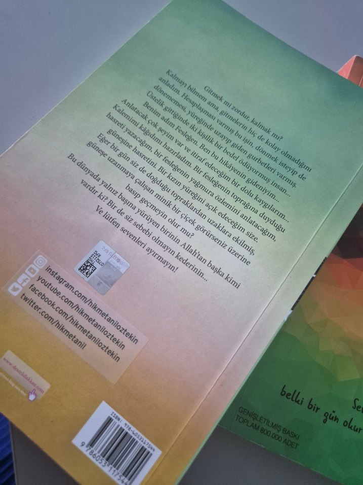 Hikmet Anıl Öztekin Kitapları: Fesleğen ve Elif Gibi Sevmek - Görsel 4