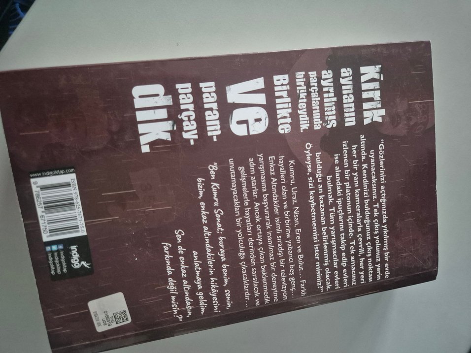 Enkaz Altındakiler - Beyza Alkoç - Görsel 3