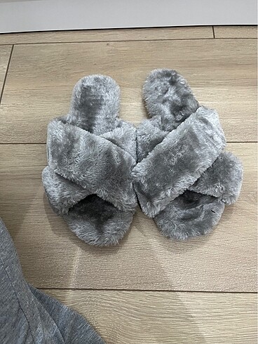 Diğer Peluş terlik