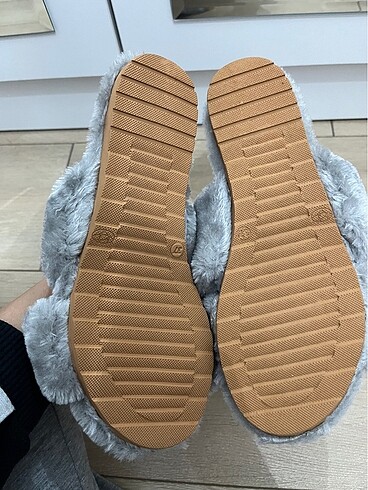 37 Beden Peluş terlik