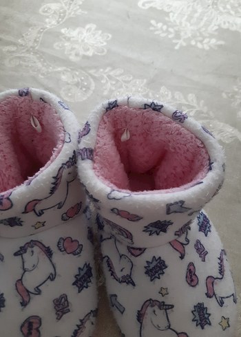 Pembe Nakışlı Kız Çocuk Ev Terliği - Görsel 6