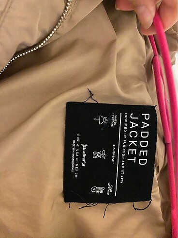 m Beden Stradivarius şişme mont