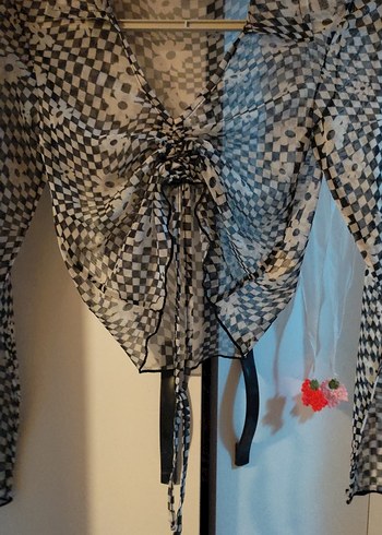 Düğmeli V Yaka Gri Batik Desenli Uzun Kollu şifon Bluz - Görsel 5