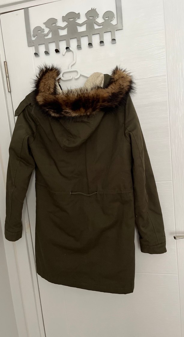 Asker yeşili kapüşonlu parka - Görsel 2